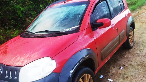 Carro de homem sequestrado em SAJ é encontrado em Castro Alves