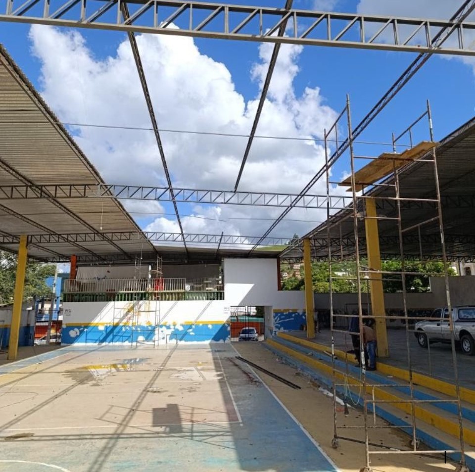 Prefeitura de Ubaíra inicia reforma da Quadra Polivalente