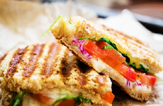 Aprenda a fazer deliciosos Panini Caprese