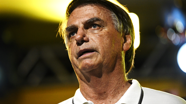 Veja o que liga Bolsonaro ao caso da venda de joias e presentes do governo
