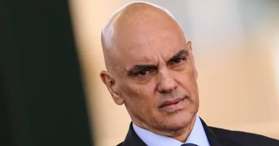 Oposição cria sites com contagem de votos de senadores e deputados para impeachment de Moraes