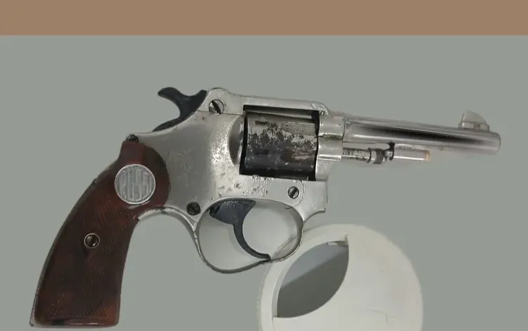 Homem é preso por porte ilegal de arma na Avenida São Cristóvão, em Amargosa