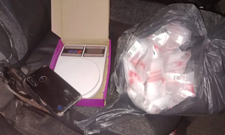 Mutuípe: suspeitos trocam tiros com a polícia e fogem deixando objetos para trás