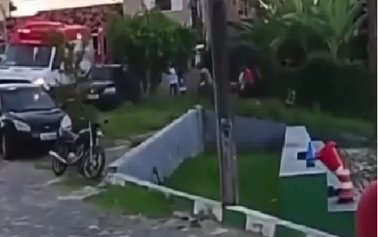 Homem cai de telhado em Vera Cruz
