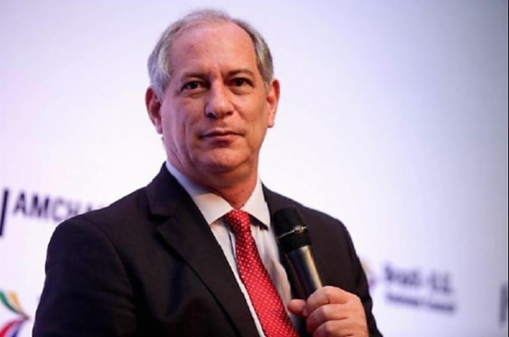 Ciro Gomes pode ser expulso do PDT após lesão interna no partido