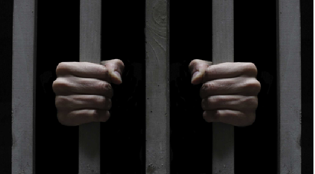 Ex-voluntário dos escuteiros escondeu câmera em banheiro nos EUA