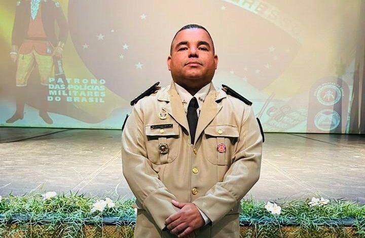 Major Elismar, Comandante da 99ª CIPM é condecorado com a Medalha da Aviação Policial Militar
