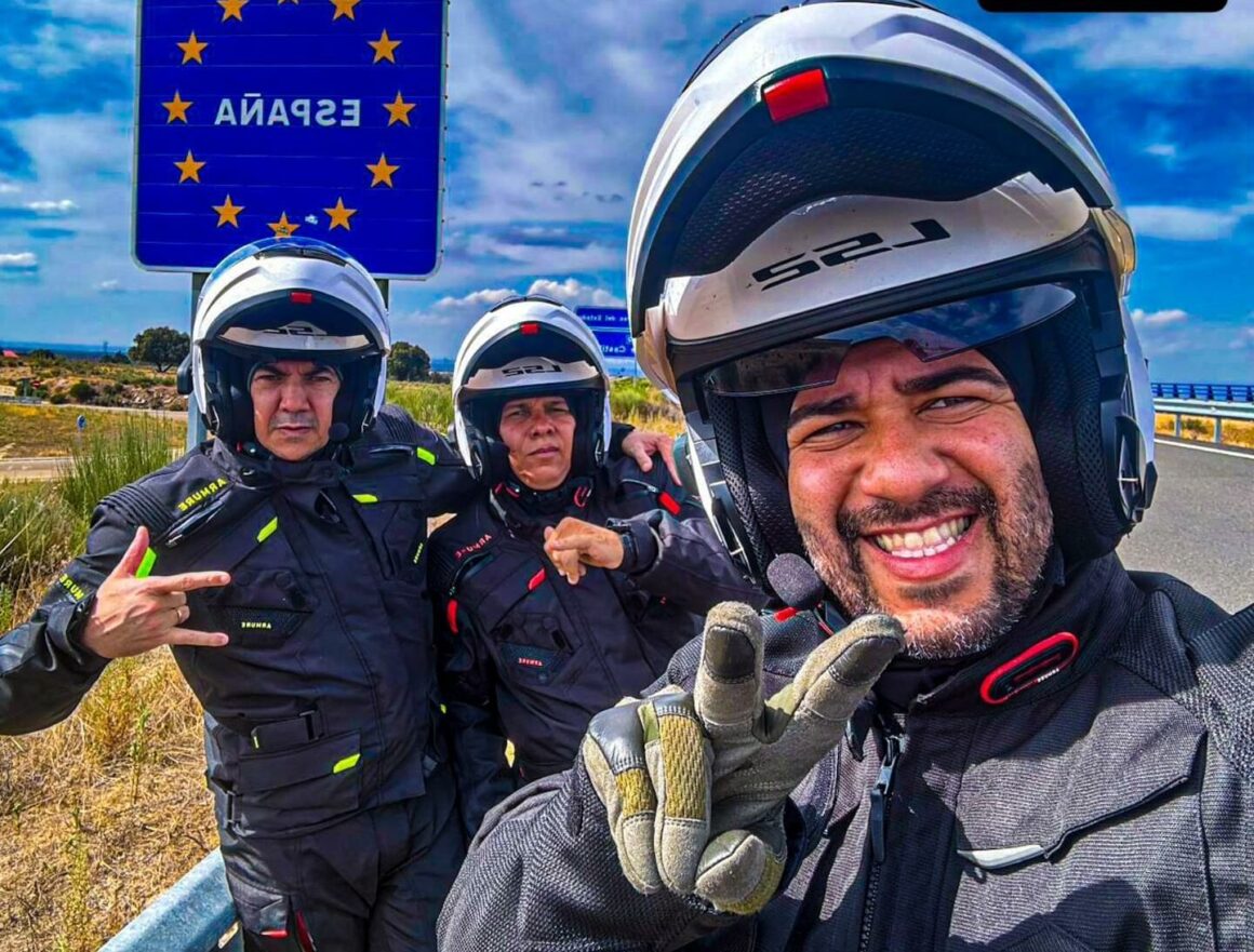 Grupo de motociclistas de São Miguel das Matas inicia expedição pela Europa