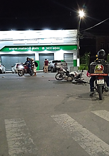 Colisão entre carro e motocicleta deixa condutor ferido em Santo Antônio de Jesus