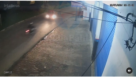 Motociclista bate com carro na Av. da Bahia, em Mutuípe