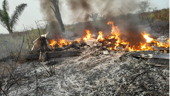 Avião de pequeno porte cai e deixa 5 mortos em Apiacás, na zona rural de Mato Grosso