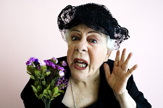 Atriz baiana Yumara Rodrigues morre aos 90 anos, em Salvador
