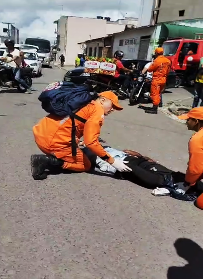 Motociclistas colidem moto em Santo Antônio de jesus