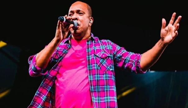 Anderson Leonardo, cantor do Molejo, morre de câncer aos 51 anos