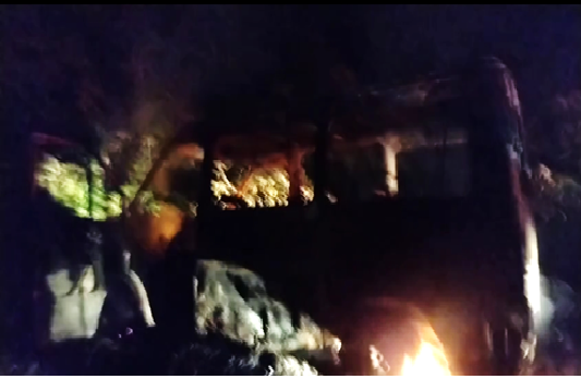 Topic é atacada e incendiada na ponte do Funil próximo a ilha de Itaparica