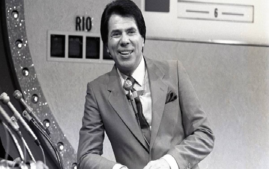 Silvio Santos morre aos 93 anos