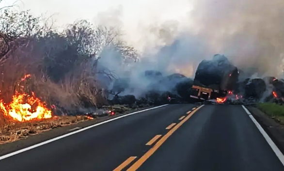 Pista segue interditada há 19 horas no Extremo Oeste da Bahia