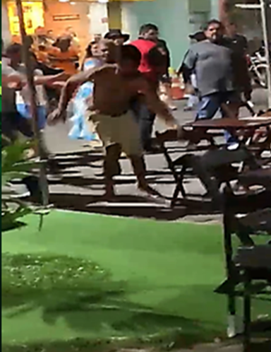 Ciganos agridem dono de mini trio e seus acompanhantes na cidade de Miguel Calmon