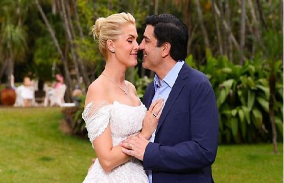 Pombinhos! Ana Hickmann e Edu Guedes oficializam noivado
