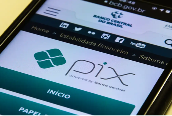 Entenda o golpe do Pix errado e saiba como não ser enganado