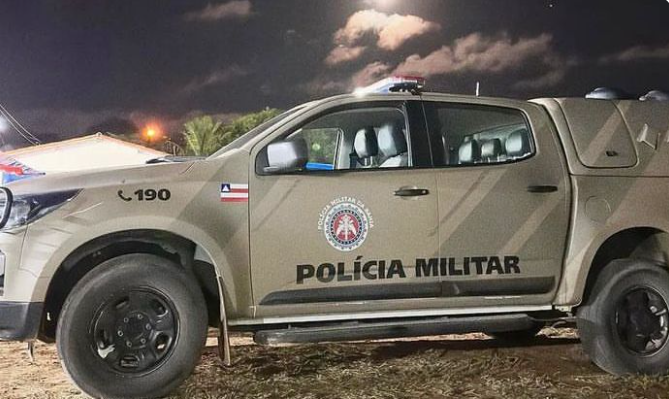 Carros batem na Serra do Rato, zona rural de Mutuípe